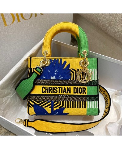 CHRISTIAN DIOR MEDIUM LADY D-LITE BAG