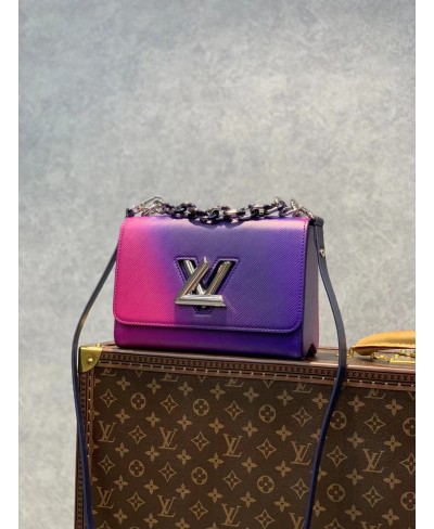 LOUIS VUITTON TWIST PM