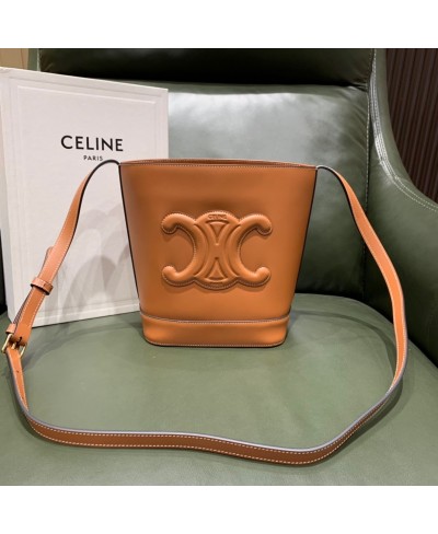 CELINE SMALL BUCKET CUIR TRIOMPHE IN SMOOTH CALFSKIN