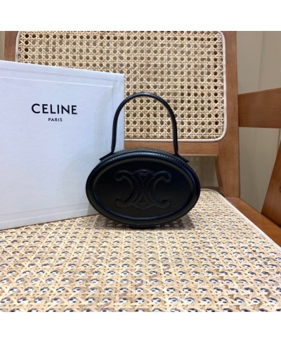 OVAL MINAUDIERE CUIR TRIOMPHE IN SMOOTH CALFSKIN CELINE