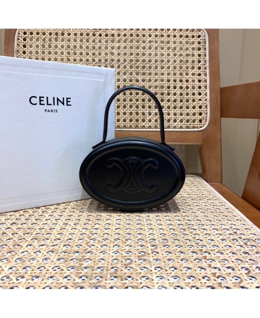 CELINE OVAL MINAUDIERE CUIR TRIOMPHE IN SMOOTH CALFSKIN