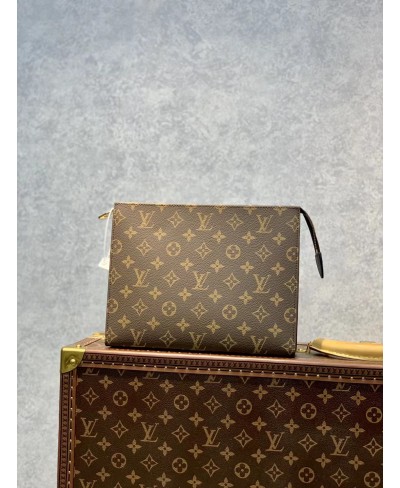 LOUIS VUITTON POCHE TOILETTE NM