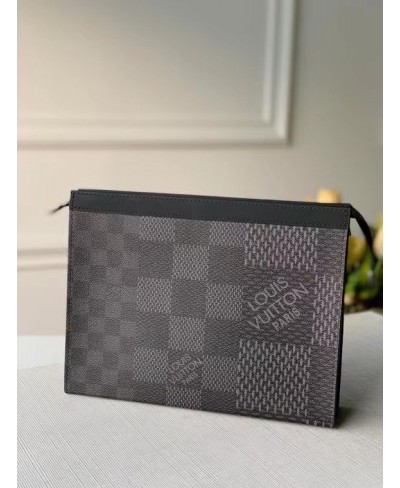 LOUIS VUITTON POCHETTE VOYAGE