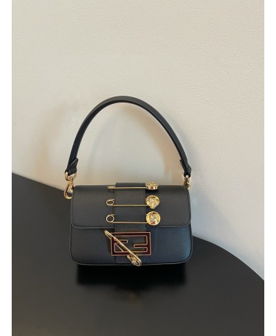 Mini Baguette Spille FENDI