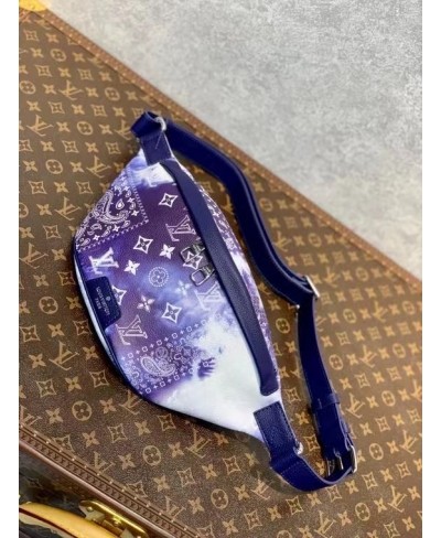 LOUIS VUITTON DISCOVERY BUMBAG PM