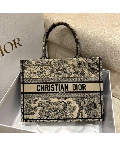 CHRISTIAN DIOR MEDIUM DIOR BOOK TOTE