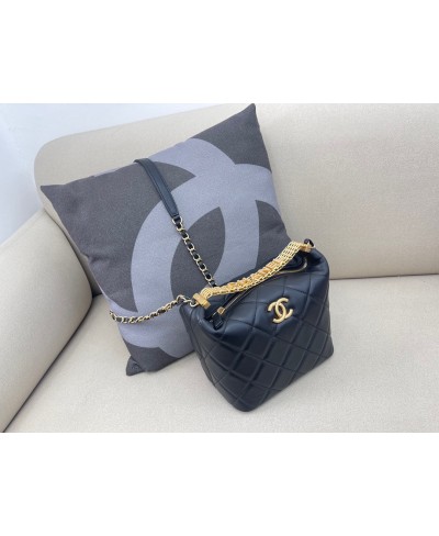 CHANEL SMALL HOBO BAG