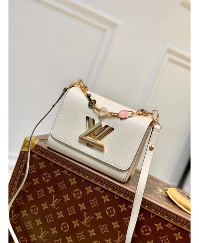 LOUIS VUITTON TWIST PM