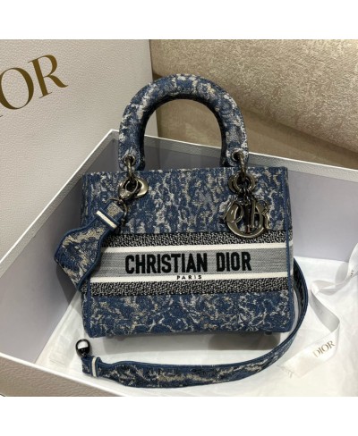 DIOR MEDIUM LADY D-LITE BAG