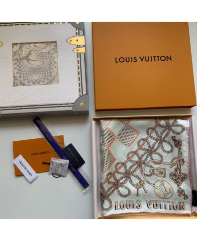 FOULARD DAMIER INFINITY 90 LOUIS VUITTON