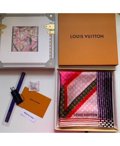 FOULARD PLANET LV 70LOUIS VUITTON