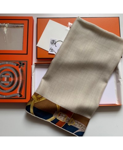 HERMES Encadre Eperon d'Or scarf 90