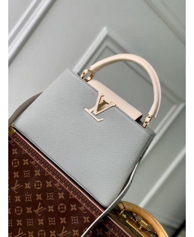 LOUIS VUITTON CAPUCINES MM